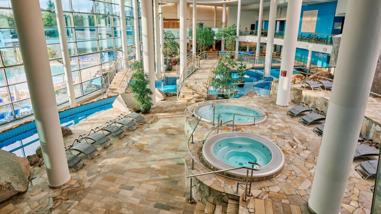 Atlantis jacuzzi 2
